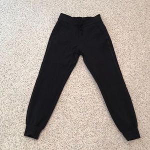 Lululemon joggers. Black. Size 4